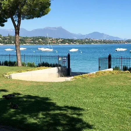 Semesterbostad Front Le Corti Del Lago-4 By Interhome